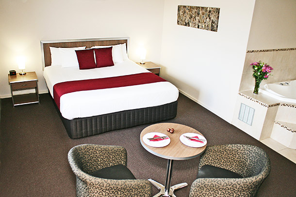 Executive Spa Room - Accommodation Browns Plains - Johnson Road Motel